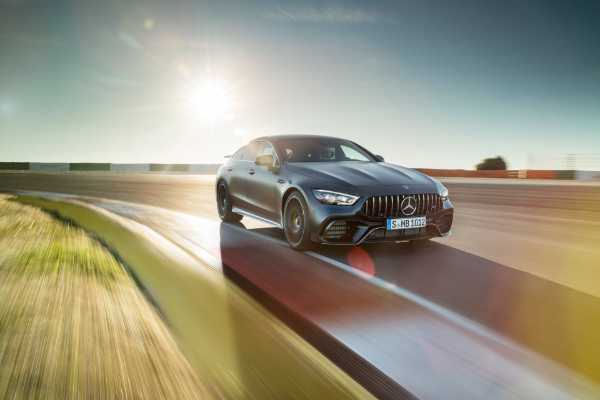 mercedes-amg-gt-4-startuje-sa-150119€-u-nemackoj