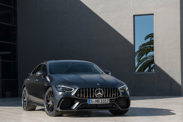 mercedes-amg-gt-4-startuje-sa-150119€-u-nemackoj