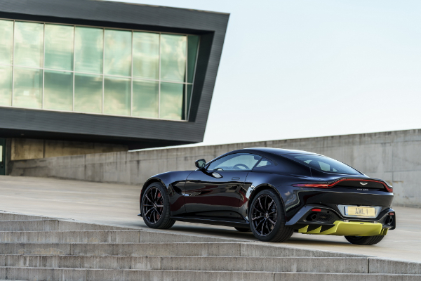 Aston Martin će vratiti manuelne Vantage modele