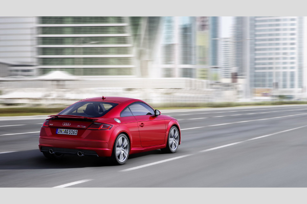 2019-audi-tt-dobija-redizajnirani-izgled-pred-dve-decenije-postojanja