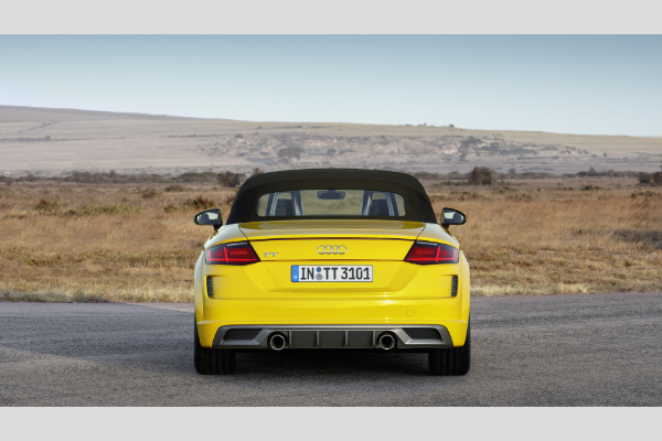 2019-audi-tt-dobija-redizajnirani-izgled-pred-dve-decenije-postojanja