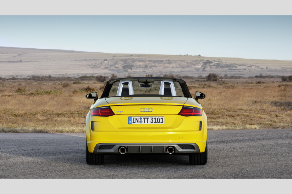 2019-audi-tt-dobija-redizajnirani-izgled-pred-dve-decenije-postojanja