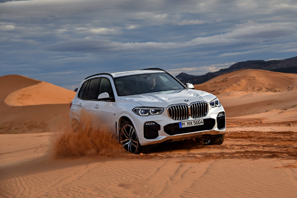 2019-bmw-x5-postaje-bolji-i-veci-kako-bi-se-borio-sa-gle-linijom