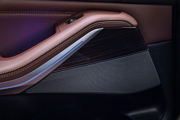 2019-bmw-x5-postaje-bolji-i-veci-kako-bi-se-borio-sa-gle-linijom