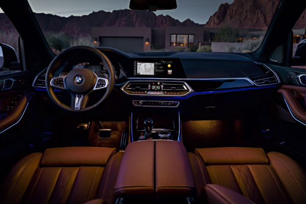 2019-bmw-x5-postaje-bolji-i-veci-kako-bi-se-borio-sa-gle-linijom