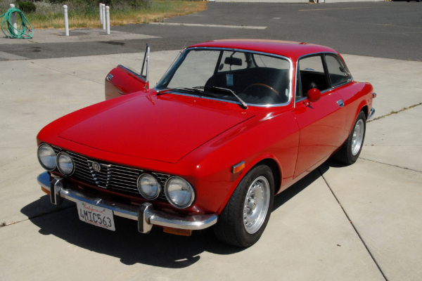 alfa-romeo-2000-gt-veloce-klasik-kakav-se-retko-vidja