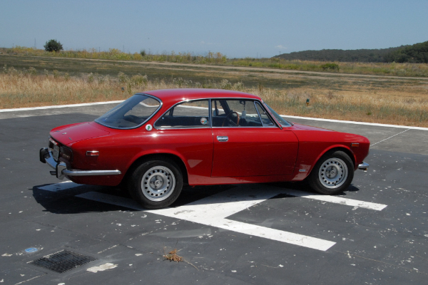 alfa-romeo-2000-gt-veloce-klasik-kakav-se-retko-vidja