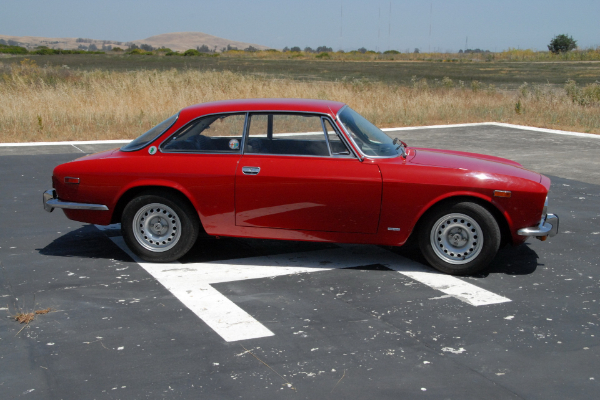 alfa-romeo-2000-gt-veloce-klasik-kakav-se-retko-vidja