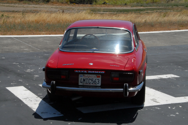 alfa-romeo-2000-gt-veloce-klasik-kakav-se-retko-vidja