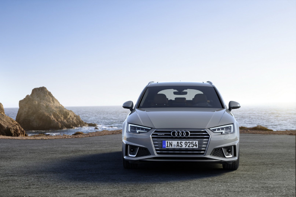 2019-audi-a4-dobija-novi-izgled-i-ne-mnogo-toga-vise