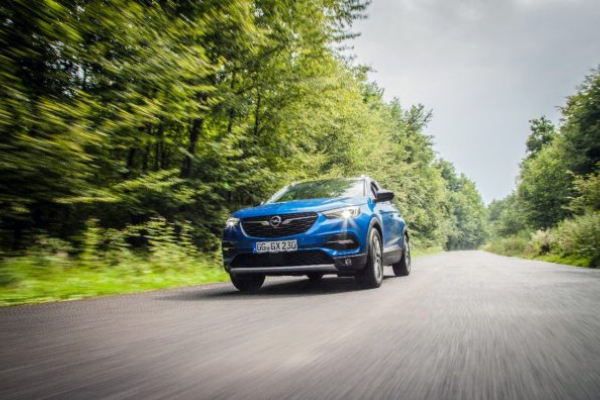 opel-grandland-x-dokazuje-da-je-spreman-za-terenske-aktivnosti