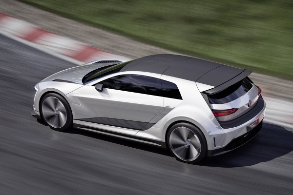 2020-vw-golf-r-odlazi-u-ekstreme-sa-400-ks-i-hibridnim-sklopom