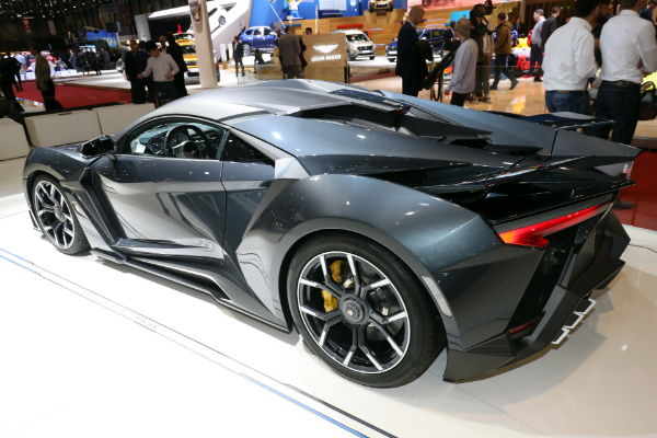 fenyr-supersport-je-novi-hiperautomobil-iz-dubaija