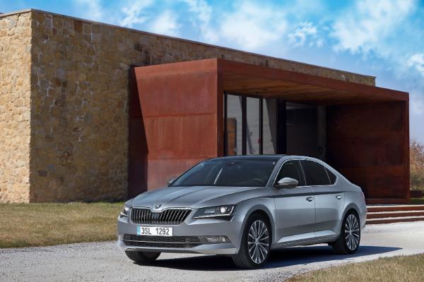 Skoda-superb-dobija-pogon-passat-gte-modela