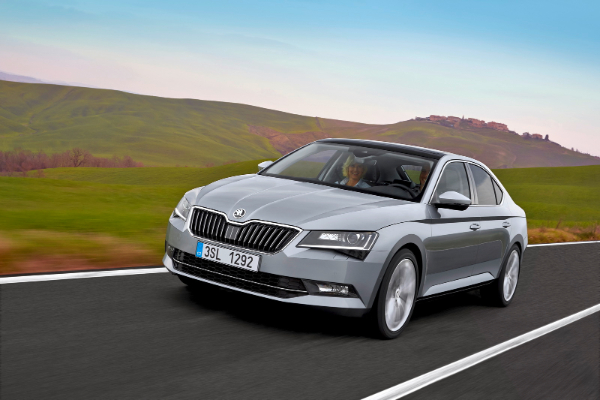 Skoda-superb-dobija-pogon-passat-gte-modela