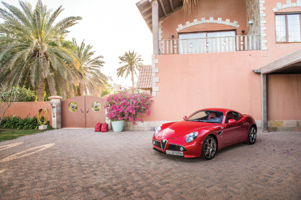 alfa-romeo-8c-coupe-ili-spider-izbor-je-na-vama