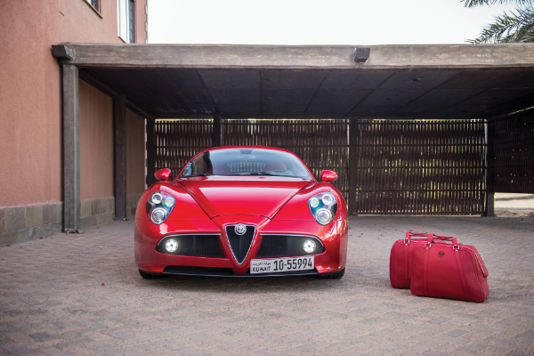 alfa-romeo-8c-coupe-ili-spider-izbor-je-na-vama