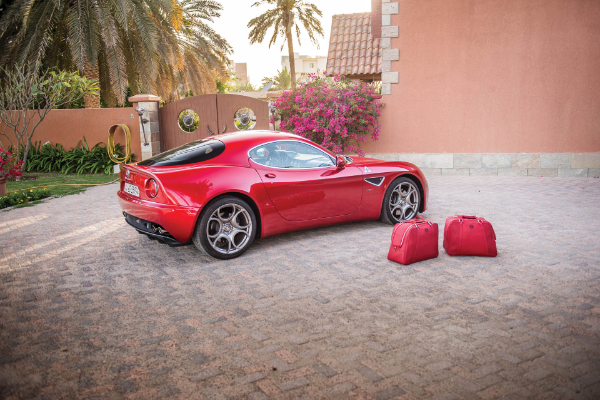 alfa-romeo-8c-coupe-ili-spider-izbor-je-na-vama