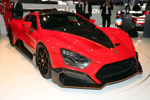 zenvo-tsr-s-ulicna-trkacka-masina-sa-1177-ks-