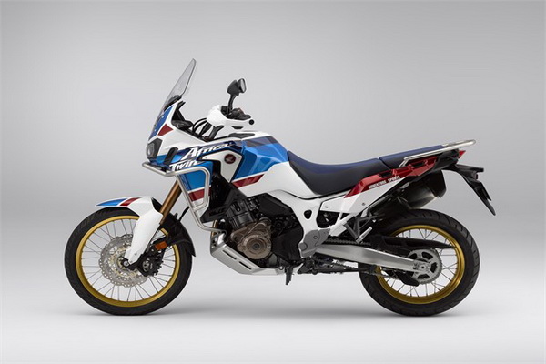 honda-crf1000l-africa-twin-adventure-na-bg-sajmu-automobila