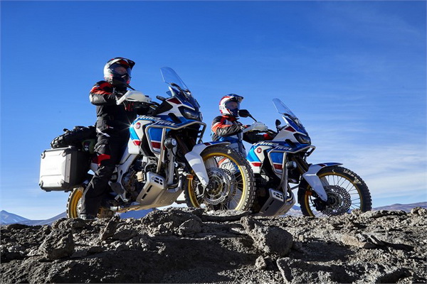 honda-crf1000l-africa-twin-adventure-na-bg-sajmu-automobila