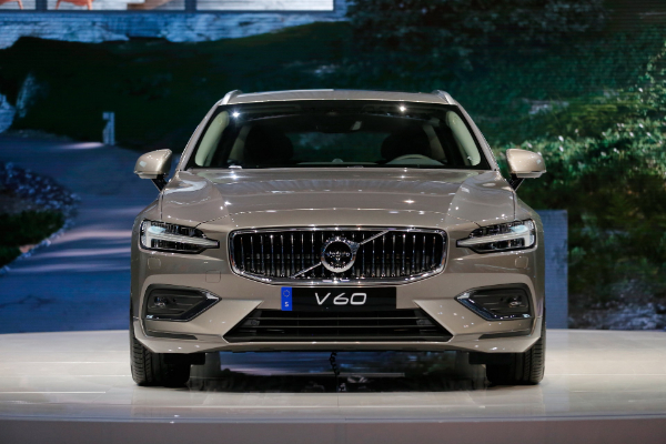 volvo-u-americi-predstavlja-nove-v60-i-xc40-inscription-modele