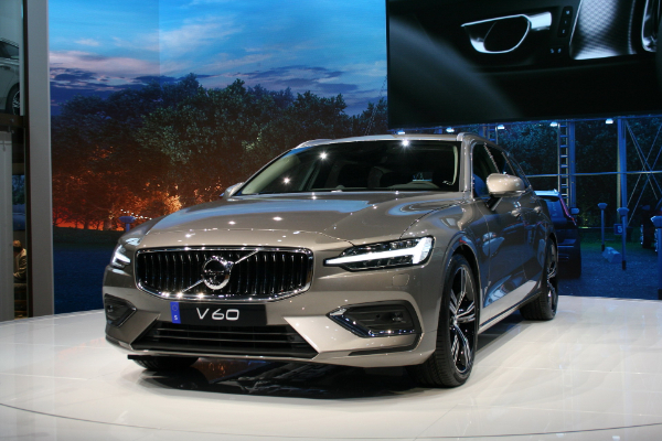 volvo-u-americi-predstavlja-nove-v60-i-xc40-inscription-modele