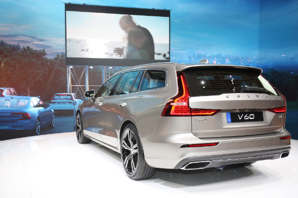 volvo-u-americi-predstavlja-nove-v60-i-xc40-inscription-modele