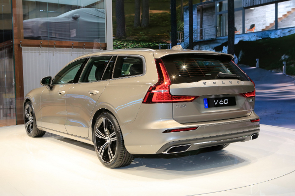 volvo-u-americi-predstavlja-nove-v60-i-xc40-inscription-modele