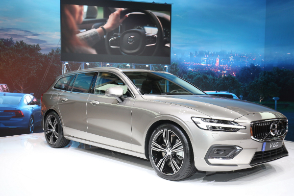 volvo-u-americi-predstavlja-nove-v60-i-xc40-inscription-modele