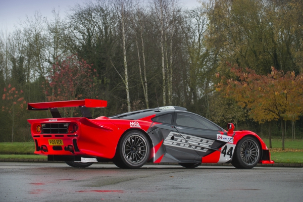 ulicno-legalni-f1-gtr-longtail-deluje-suvise-dobro-da-bi-bio-istinit