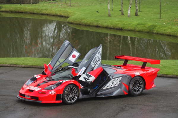 ulicno-legalni-f1-gtr-longtail-deluje-suvise-dobro-da-bi-bio-istinit