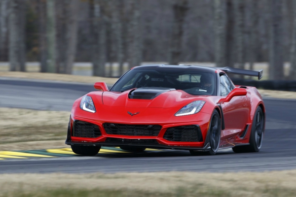 2019-corvette-zr1-stize-do-stotke-za-285-sekundi-