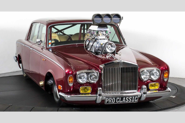 rolls-royce-koji-predstavlja-definiciju-ludila