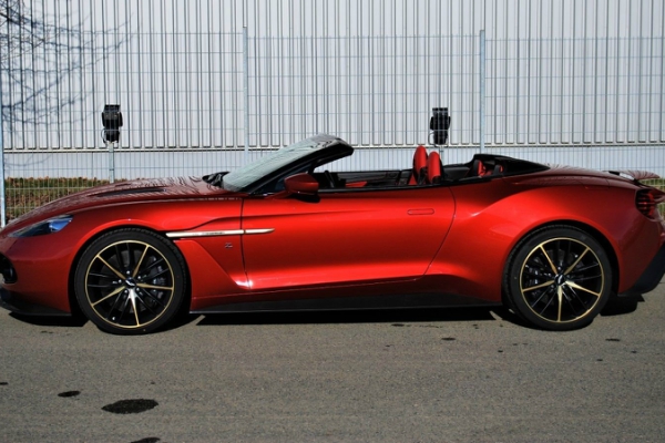 prvi-od-99-aston-martin-vanquish-zagato-volante