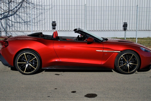 prvi-od-99-aston-martin-vanquish-zagato-volante