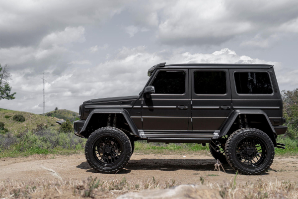 mercedes-benz-g500-4×4²-se-ismeva-svim-novim-modelima