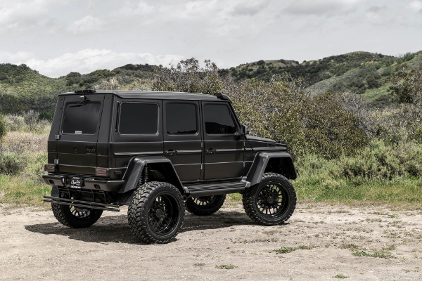 mercedes-benz-g500-4×4²-se-ismeva-svim-novim-modelima