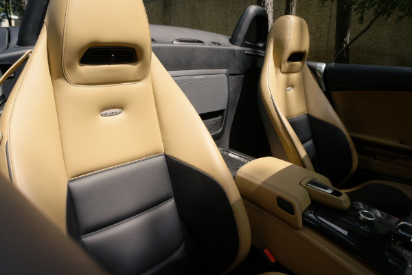 polovni-sls-amg-roadster-predstavlja-idealan-dodatak-svake-sportske-kolekcije