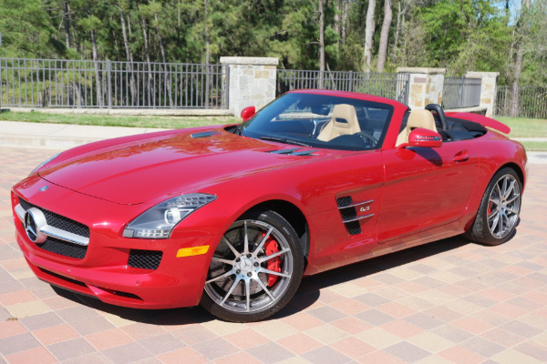 polovni-sls-amg-roadster-predstavlja-idealan-dodatak-svake-sportske-kolekcije