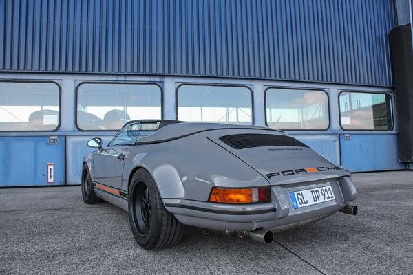 retro-911-speedster-koji-je-zapoceo-kao-1989-targa