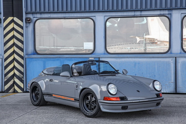 retro-911-speedster-koji-je-zapoceo-kao-1989-targa