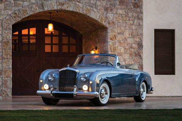 1956-bentley-s1-continental-predstavlja-koren-reci-elegancija