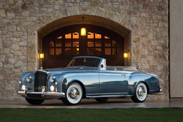 1956 Bentley S1 Continental predstavlja koren reči elegancija