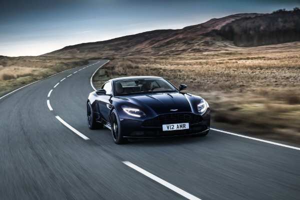 aston-martin-db11-amr-debituje-sa-630-ks-i-335-km-h-