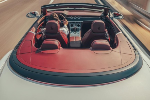 Bentley predstavlja prvi GT kabriolet