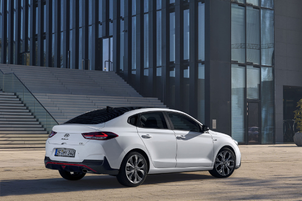 hyundai-prosiruje-svoju-n-liniju-sa-i30-fastback-modelima