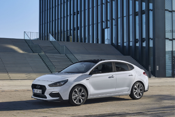 hyundai-prosiruje-svoju-n-liniju-sa-i30-fastback-modelima