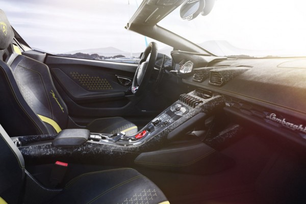 Kabrio verzija Lamborghini Huracan Performante Spyder modela