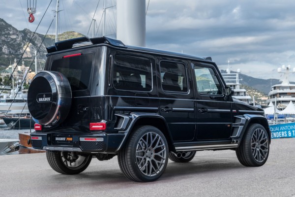 novi-brabus-700-widestar-je-sve-sem-suptilan